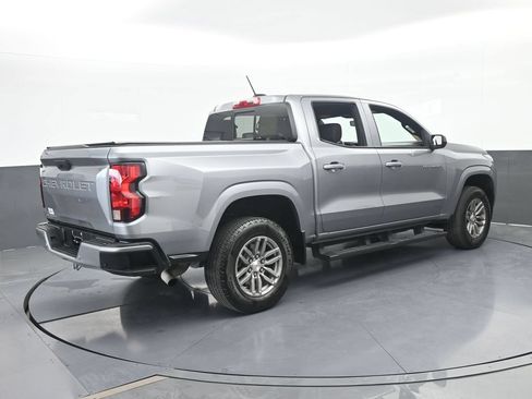 Used 2025 Chevrolet Colorado LT RWD image 6