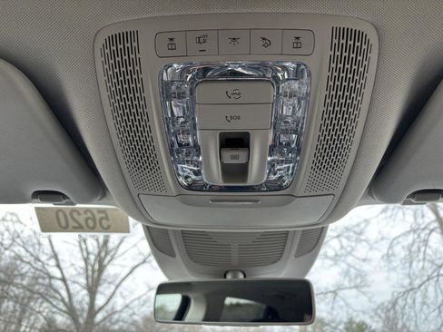 Used 2020 Mercedes-Benz GLE 450 4MATIC w/ AMG Line Exterior image 39