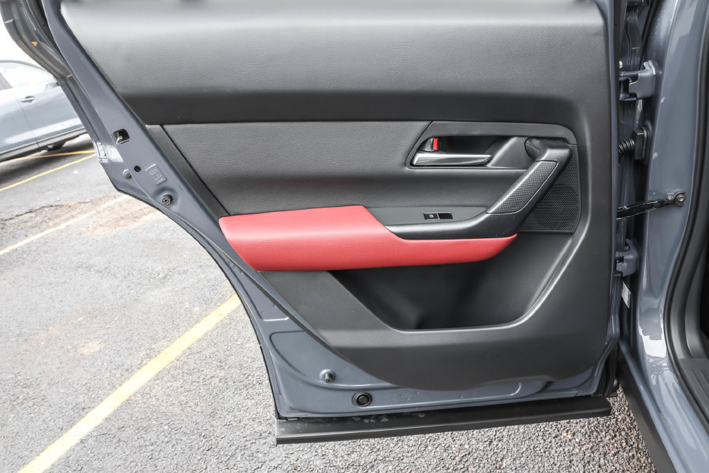 Used 2026 MAZDA CX-50 2.5 Hybrid w/ Weather Package AWD/4WD image 30