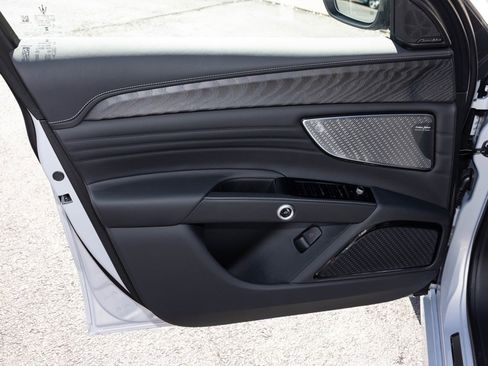 New 2025 Maserati Grecale GT image 17