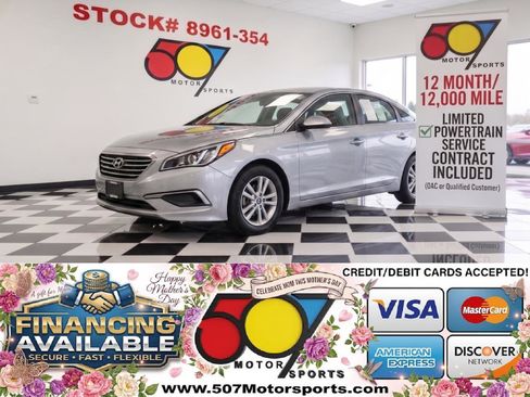 Used 2017 Hyundai Sonata SE FWD image 1