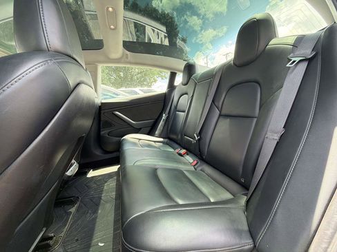 Used 2019 Tesla Model 3 Standard Range Plus RWD image 7