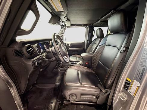 Used 2021 Jeep Wrangler Unlimited Sahara AWD/4WD image 19