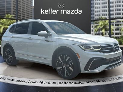 Used 2022 Volkswagen Tiguan SEL R-Line