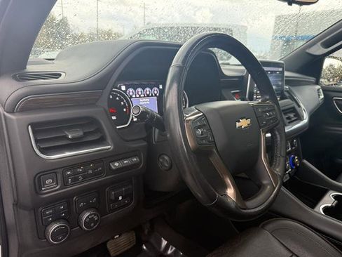 Used 2021 Chevrolet Tahoe High Country image 2