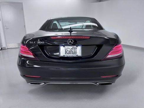 Used 2017 Mercedes-Benz SLC 300 image 6
