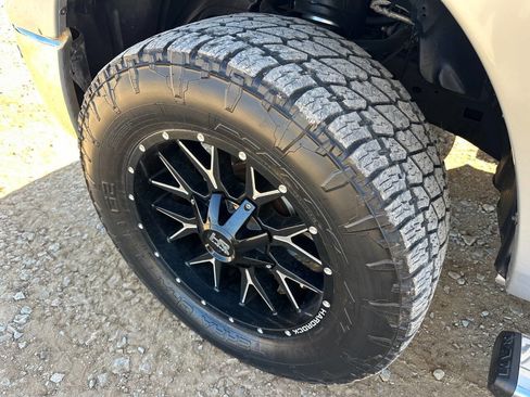 Used 2017 RAM 1500 Laramie w/ Convenience Group image 29