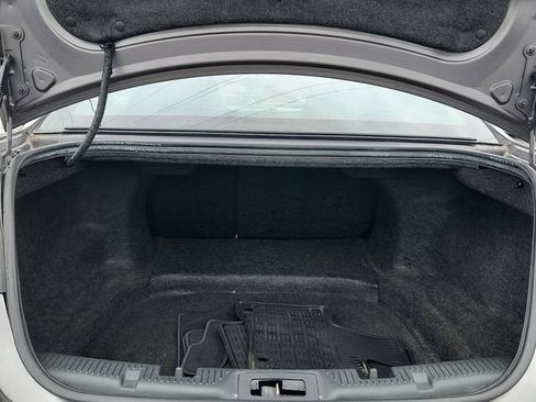Used 2014 Ford Taurus SEL FWD image 21