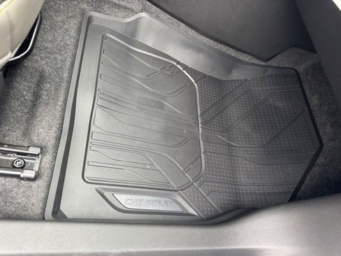 Used 2025 Chevrolet Trax ACTIV w/ Driver Confidence Package image 35