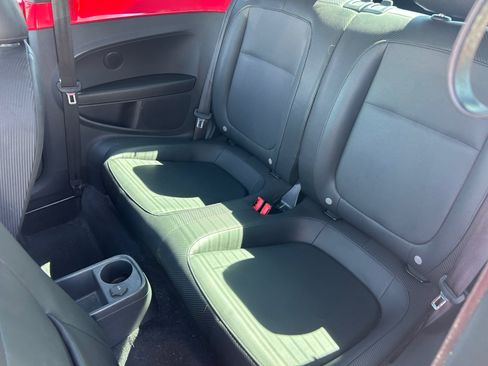 Used 2012 Volkswagen Beetle 2.5 FWD image 17