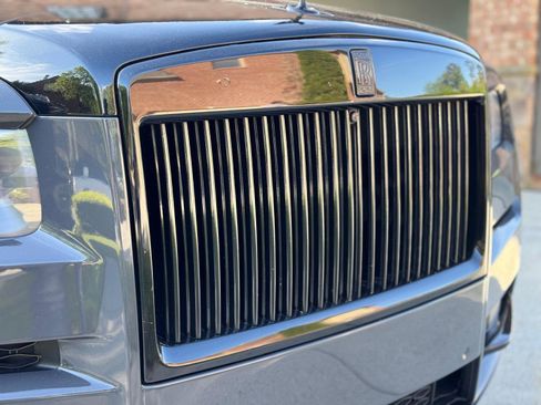Used 2021 Rolls-Royce Cullinan image 15