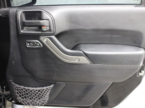 Used 2016 Jeep Wrangler Unlimited Sport w/ Quick Order Package 24S image 23