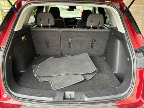 Used 2025 Chevrolet TrailBlazer LT image 30