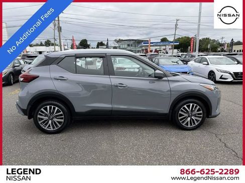 Certified 2024 Nissan Kicks SV w/ Interior Electronics Package FWD image 2