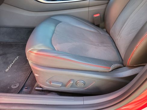 Used 2021 Hyundai Sonata SEL Plus w/ Tech Package image 6