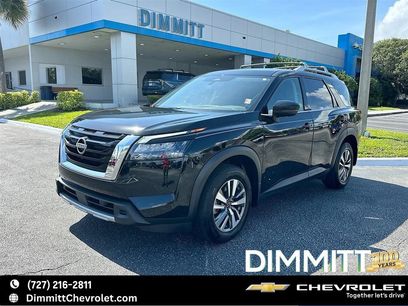 Used 2025 Nissan Pathfinder SL