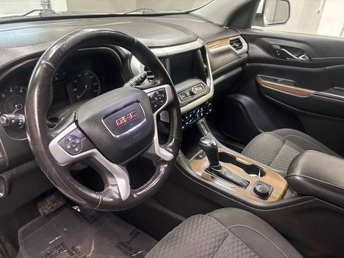 Used 2019 GMC Acadia SLE FWD image 17