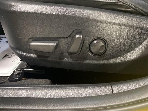 Used 2022 Kia Seltos SX w/ Sunroof Package image 22