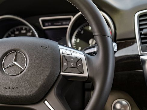 Used 2013 Mercedes-Benz ML 350 2WD image 17
