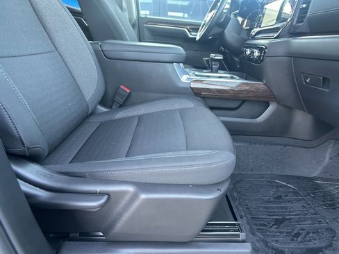 Certified 2025 GMC Sierra 1500 Elevation image 47