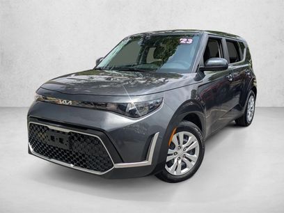 Used 2023 Kia Soul LX
