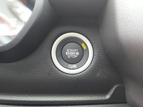 New 2026 RAM 1500 4x4 Crew Cab image 16