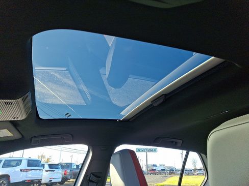 Used 2025 Volkswagen GTI SE image 17