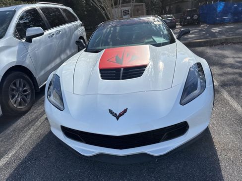 Used 2015 Chevrolet Corvette Z06 w/ 2LZ Preferred Equipment Group image 2