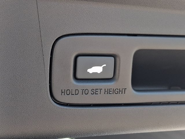 Used 2025 Acura ADX FWD image 33