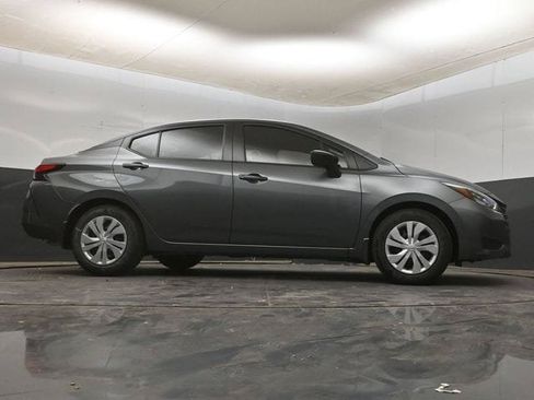 New 2025 Nissan Versa S w/ Trunk Package FWD image 9