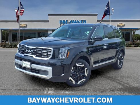 Used 2025 Kia Telluride S image 1