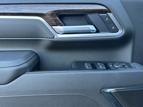 New 2026 GMC Sierra 2500 SLE image 9