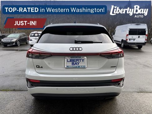 Used 2023 Audi Q4 e-tron Premium Plus image 7