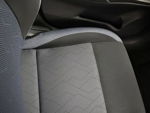 New 2025 Nissan Versa SV w/ Trunk Package FWD image 13