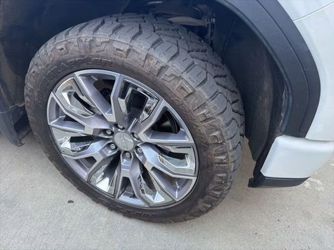 Used 2024 GMC Sierra 1500 Denali w/ Denali Reserve Package image 10