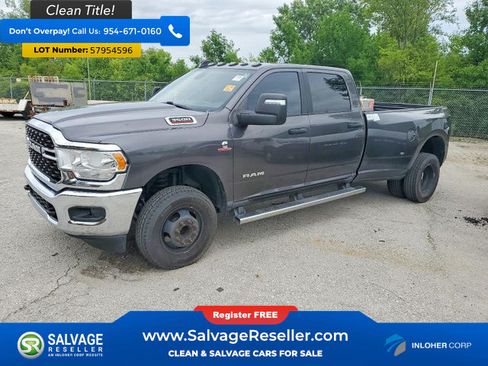 Used 2023 RAM 3500 Big Horn w/ Level 1 Equipment Group AWD/4WD image 4