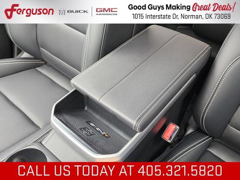 New 2026 GMC Terrain Elevation w/ Elevation Premium Package FWD image 32
