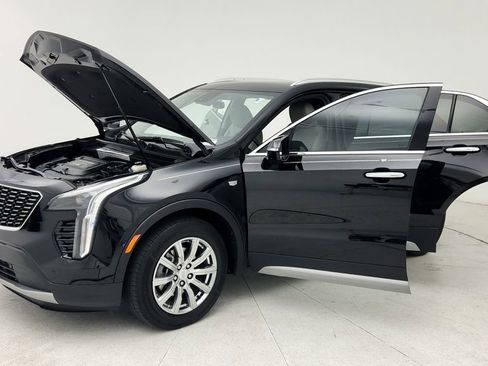 Certified 2023 Cadillac XT4 Premium Luxury w/ Cold Weather Package image 11