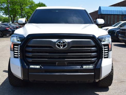 Used 2022 Toyota Tundra Limited w/ Power Package RWD image 3
