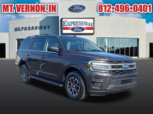 Used 2024 Ford Expedition XLT RWD image 5