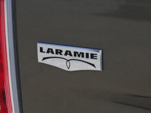 Used 2014 RAM 2500 Laramie w/ Convenience Group image 46