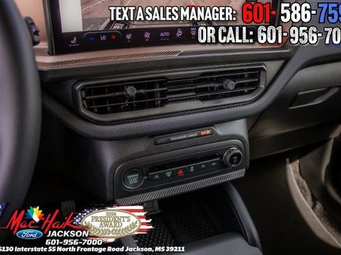 New 2026 Ford Bronco Sport Outer Banks w/ Outer Banks Tech Package+ AWD/4WD image 18