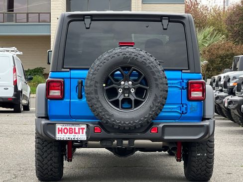 New 2026 Jeep Wrangler Unlimited Sport image 4