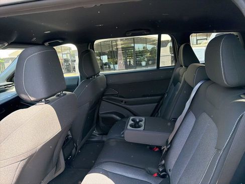 New 2026 Jeep Cherokee Laredo AWD/4WD image 17