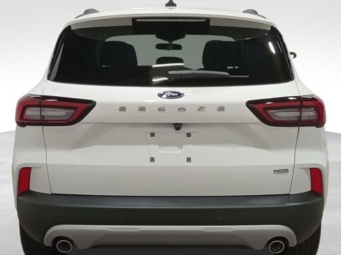 Used 2026 Ford Escape SE FWD image 4