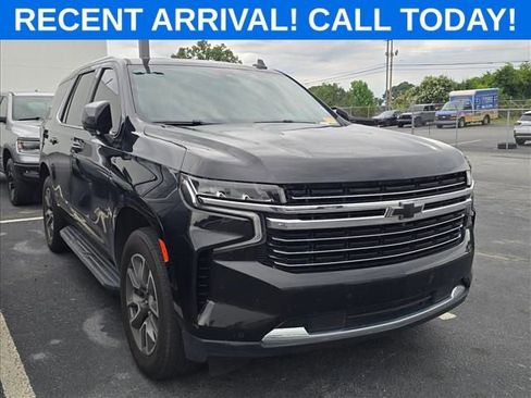Used 2022 Chevrolet Tahoe LT w/ Luxury Package RWD image 1