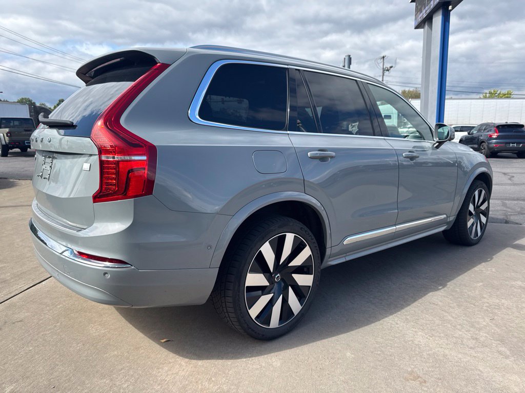 Used 2024 Volvo XC90 T8 Ultimate w/ Protection Package Premier AWD/4WD image 5