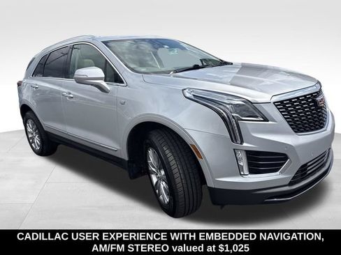 Used 2020 Cadillac XT5 Premium Luxury FWD image 1