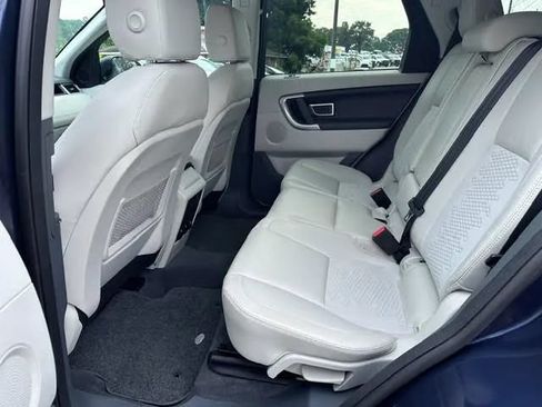 Used 2016 Land Rover Discovery Sport SE AWD/4WD image 20