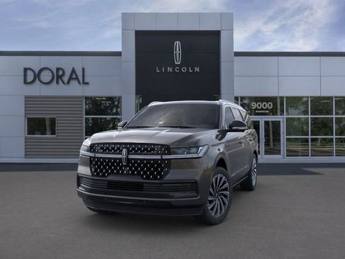 New 2025 Lincoln Navigator Black Label image 2